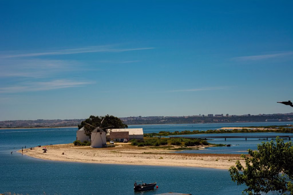 Praia Fluvial Alburrica Barreiro ©