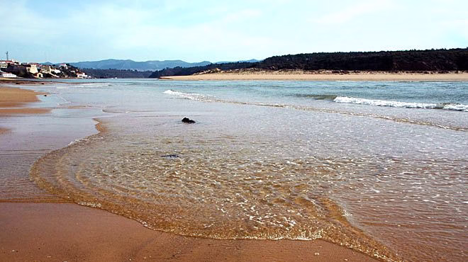 Praia Fluvial das Furnas